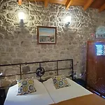 Taverna Lusitana 3* Monsanto